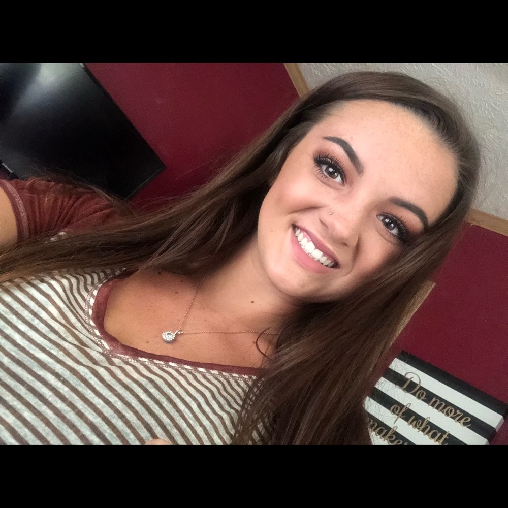 Meet your Posher, Jordyn